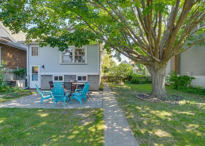 Ferienhaus Classic Foursquare < 1 Mi To Blue Line Forest Park